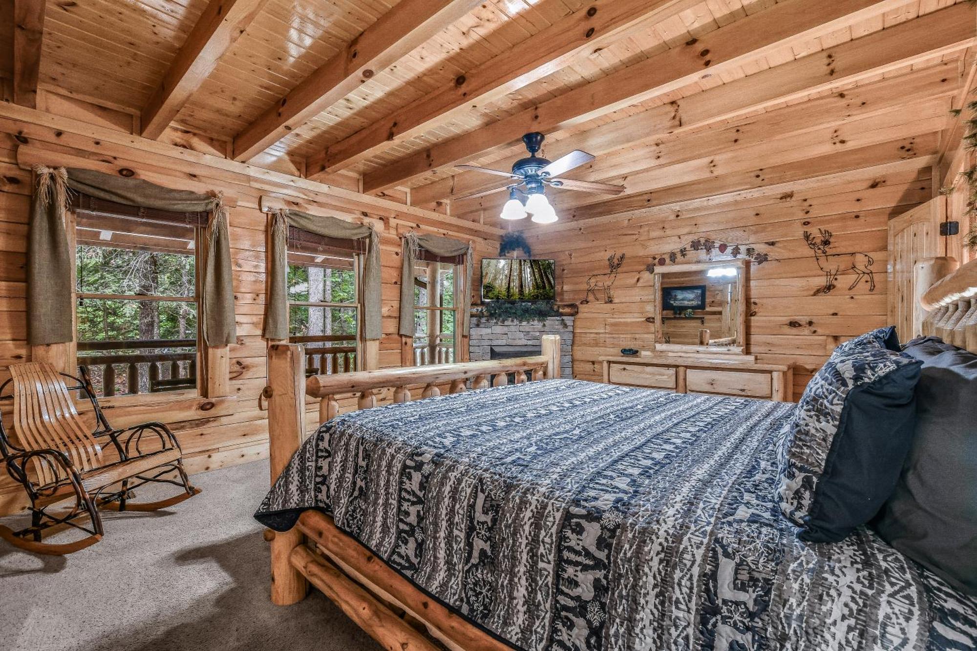 Mountain Spirit Cabin Waldens Creek Esterno foto